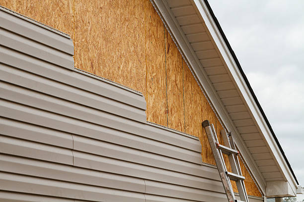 Professional Emergency Siding Repair technician working in Belews Creek, NC